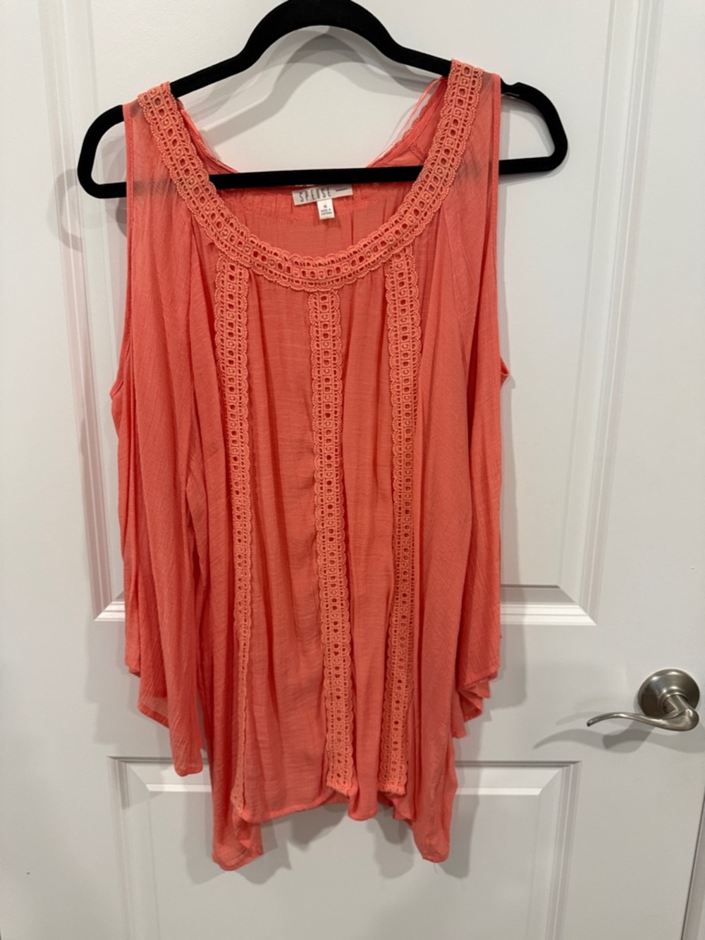 Coral Crochet-Trim cold shoulder Top